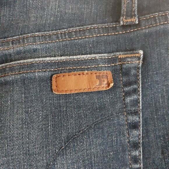 Joe's Jeans Women's Size 26 Monroe Medium Wash Denim Mid Rise Bermuda Shorts - Picture 9 of 13